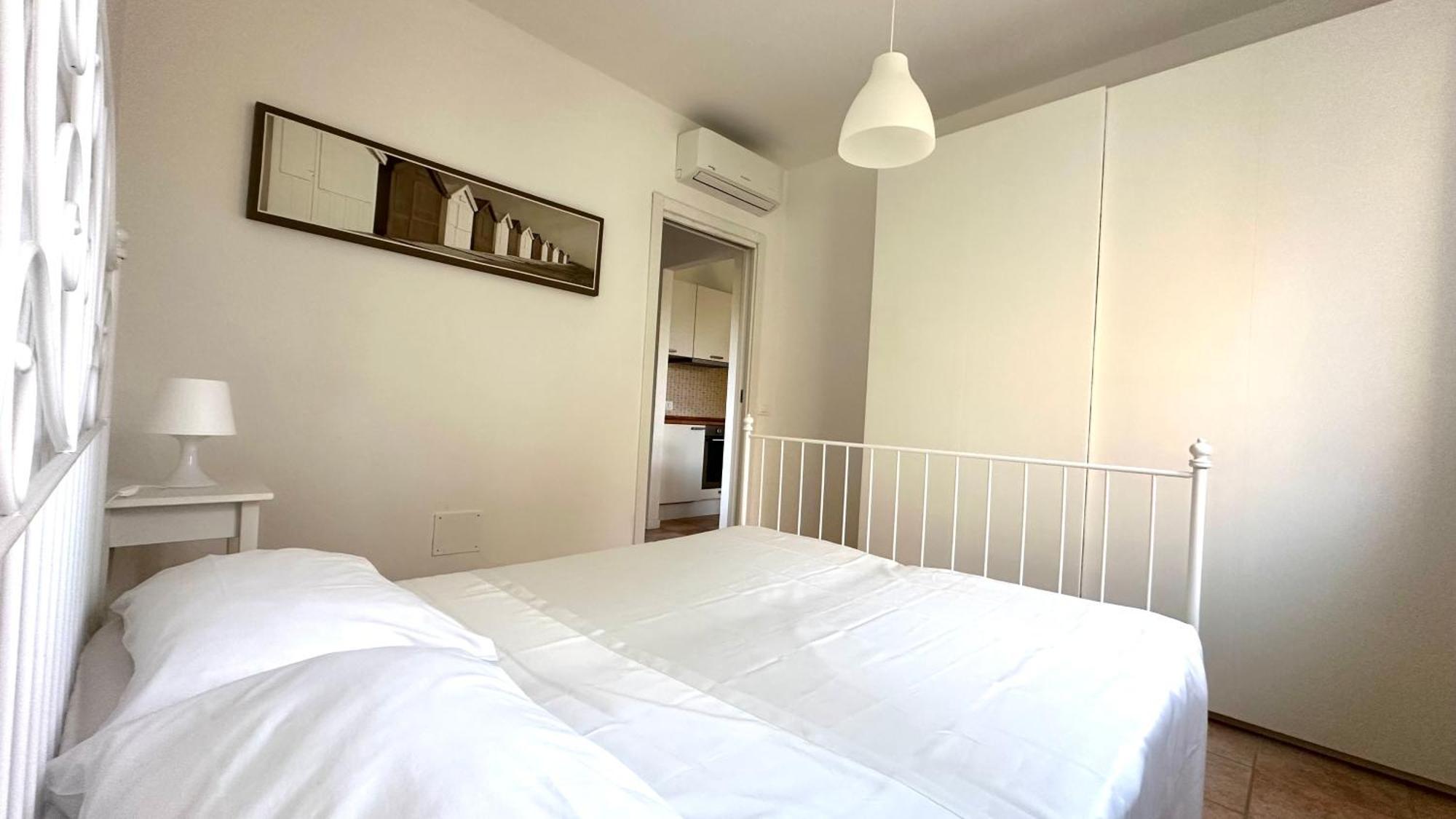 N185 - Numana, Meraviglioso Trilocale Con Terrazzo E Piscina المظهر الخارجي الصورة